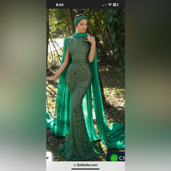 Fjolla Nila green beaded gown with cape sleeves. - Picture 4 of 4